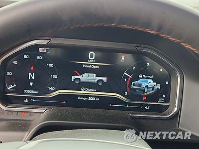 Zdjęcie 9 z 13 samochodu: 2025 GMC SIERRA K1500 AT4 VIN:1GTUUEELXSZ107724 - miniatura