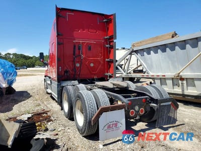Trzecie zdjęcie samochodu z tyłu: 2015 FREIGHTLINER CASCADIA SEMI TRUCK VIN:3AKJGLD59FSGB3339 - miniatura