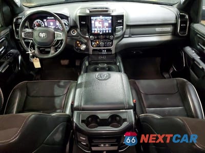 Zdjęcie 8 z 12 samochodu: 2024 RAM 1500 LARAMIE VIN:1C6SRFJT3RN223702 - miniatura