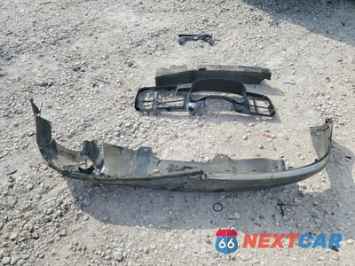 Zdjęcie 12 z 13 samochodu: 2001 CHEVROLET SILVERADO C1500 VIN:2GCEC19V711156527 - miniatura