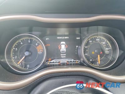 Zdjęcie 9 z 13 samochodu: 2018 JEEP CHEROKEE LIMITED VIN:1C4PJMDB5JD546849 - miniatura