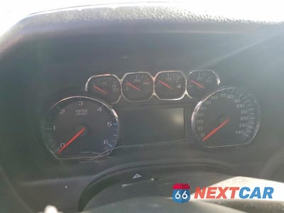 Zdjęcie 9 z 13 samochodu: 2015 CHEVROLET TAHOE K1500 LT VIN:1GNSKBKC6FR510077 - miniatura