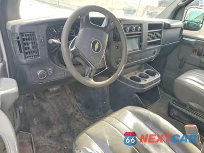 Zdjęcie 8 z 12 samochodu: 2010 CHEV EXPRESS G2500 VIN:1GCZGFDAXA1163985 - miniatura