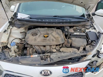 Zdjęcie 11 z 12 samochodu: 2014 KIA FORTE LX VIN:KNAFX4A65E5088597 - miniatura
