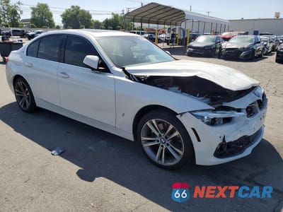 Czwarte zdjęcie samochodu z boku: 2018 BMW 330E VIN:WBA8E1C5XJA756607 - miniatura