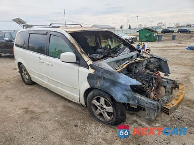 Czwarte zdjęcie samochodu z boku: 2011 DODGE GRAND CARAVAN CREW VIN:2D4RN5DG2BR756311 - miniatura