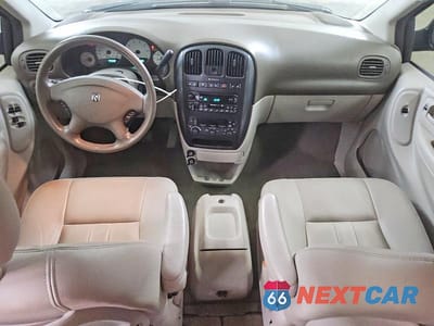 Zdjęcie 8 z 13 samochodu: 2006 DODGE GRAND CARAVAN SXT VIN:2D4GP44LX6R792875 - miniatura
