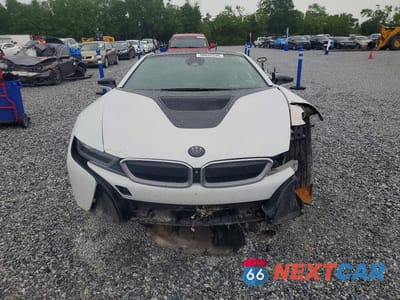 Piąte zdjęcie samochodu w środku: 2014 BMW I8 VIN:WBY2Z2C52EVX64555 - miniatura