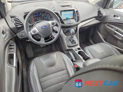 Zdjęcie 8 z 14 samochodu: 2016 FORD ESCAPE SE VIN:1FMCU9GX0GUB54750 - miniatura