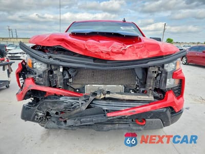 Piąte zdjęcie samochodu w środku: 2025 CHEVROLET SILVERADO K1500 TRAIL BOSS CUSTOM VIN:3GCPKCEK3SG330914 - miniatura