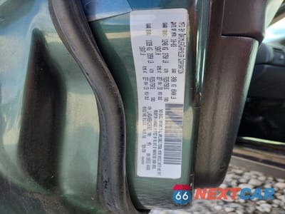 Zdjęcie 13 z 13 samochodu: 2004 JEEP GRAND CHEROKEE LAREDO VIN:1J4GW48S64C263621 - miniatura