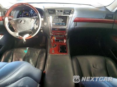 Zdjęcie 8 z 11 samochodu: 2007 LEXUS LS 460 BASE VIN:JTHBL46F075032834 - miniatura