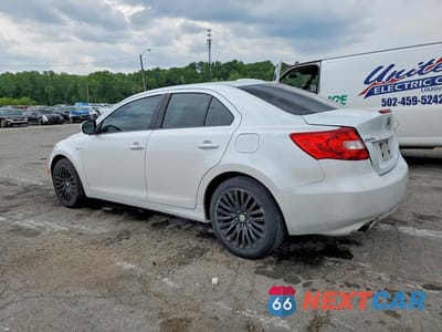 Drugie zdjęcie samochodu z przodu: 2012 SUZUKI KIZASHI SE VIN:JS2RF9A39C6100608 - miniatura