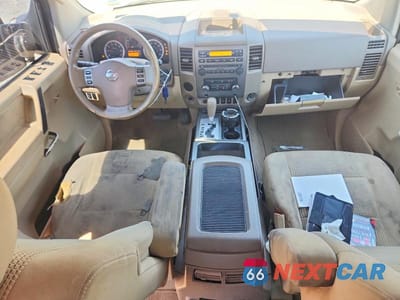Zdjęcie 8 z 12 samochodu: 2011 NISSAN TITAN SV VIN:1N6BA0ED1BN311439 - miniatura