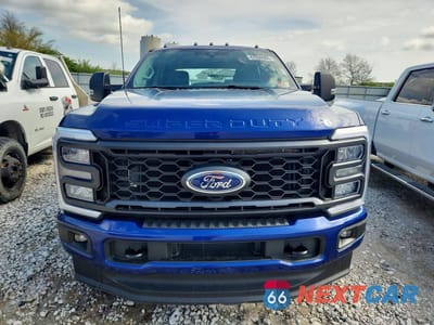 Piąte zdjęcie samochodu w środku: 2026 FORD F350 SUPER VIN:1FT8W3BT5TED06872 - miniatura