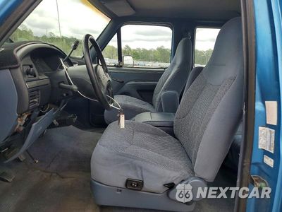 Zdjęcie 7 z 12 samochodu: 1992 FORD F150 VIN:1FTEX15N5NKB61564 - miniatura