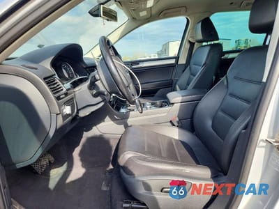 Zdjęcie 7 z 14 samochodu: 2015 VOLKSWAGEN TOUAREG V6 VIN:WVGEF9BP7FD002831 - miniatura