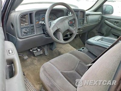 Zdjęcie 8 z 12 samochodu: 2003 GMC NEW SIERRA C1500 VIN:1GTEC14X33Z101124 - miniatura
