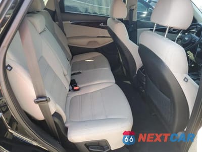 Zdjęcie 11 z 13 samochodu: 2018 KIA SORENTO LX VIN:5XYPG4A37JG392867 - miniatura