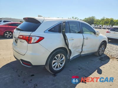 Trzecie zdjęcie samochodu z tyłu: 2017 ACURA RDX VIN:5J8TB3H30HL019294 - miniatura