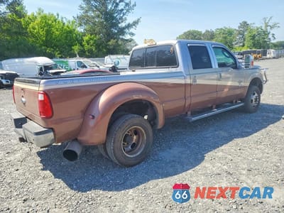 Trzecie zdjęcie samochodu z tyłu: 2006 FORD F350 SUPER DUTY VIN:1FTWW33P86EA91274 - miniatura