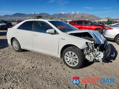 Czwarte zdjęcie samochodu z boku: 2013 TOYOTA CAMRY HYBRID LE VIN:4T1BD1FK1DU087297 - miniatura