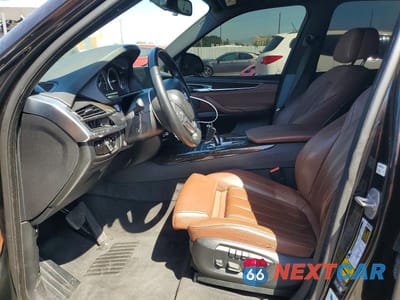 Zdjęcie 7 z 13 samochodu: 2017 BMW X5 XDR40E VIN:5UXKT0C30H0S81264 - miniatura