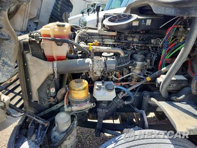 Zdjęcie 7 z 10 samochodu: 2016 FREIGHTLINER CASCADIA 125 SEMI TRUCK VIN:1FUBGEDV4GLHC5656 - miniatura