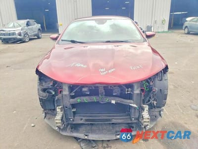 Piąte zdjęcie samochodu w środku: 2016 CHRYSLER 200 S VIN:1C3CCCBB2GN182323 - miniatura