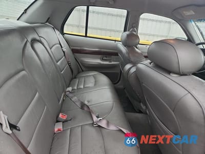 Zdjęcie 10 z 12 samochodu: 2002 MERCURY GRAND MARQUIS GS VIN:2MEFM74W82X663986 - miniatura
