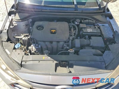 Zdjęcie 11 z 12 samochodu: 2020 HYUNDAI ELANTRA SE VIN:5NPD74LF6LH504175 - miniatura