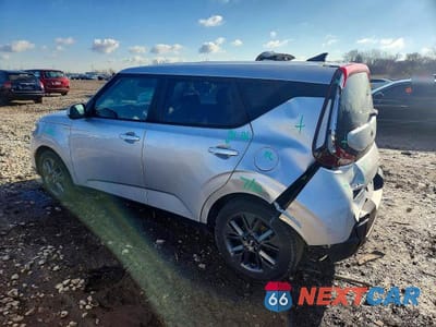 Drugie zdjęcie samochodu z przodu: 2021 KIA SOUL S VIN:KNDJ23AU6M7796526 - miniatura