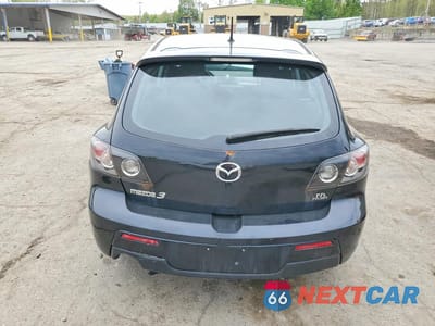 Zdjęcie 6 z 13 samochodu: 2007 MAZDA 3 HATCHBACK VIN:JM1BK344X71632932 - miniatura