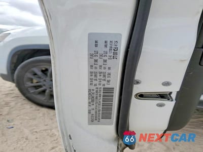 Zdjęcie 13 z 13 samochodu: 2019 JEEP CHEROKEE LATITUDE VIN:1C4PJLCX0KD339620 - miniatura