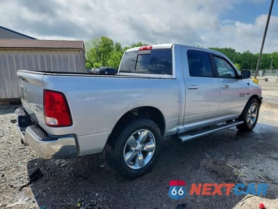 Trzecie zdjęcie samochodu z tyłu: 2018 RAM 1500 SLT VIN:1C6RR7LT0JS218867 - miniatura