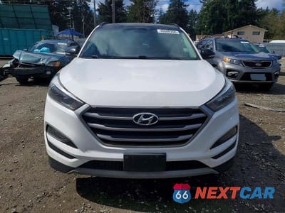 Piąte zdjęcie samochodu w środku: 2017 HYUNDAI TUCSON NIGHT VIN:KM8J3CA27HU514683 - miniatura