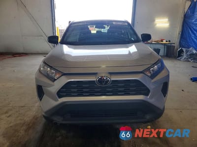 Piąte zdjęcie samochodu w środku: 2022 TOYOTA RAV4 LE VIN:2T3H1RFV6NC194335 - miniatura
