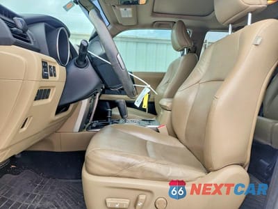 Zdjęcie 7 z 13 samochodu: 2011 TOYOTA 4RUNNER SR5 VIN:JTEBU5JR5B5061501 - miniatura
