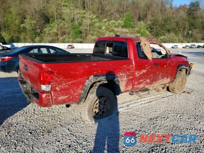 Trzecie zdjęcie samochodu z tyłu: 2019 TOYOTA TACOMA SR V6 VIN:5TFSZ5AN1KX168245 - miniatura