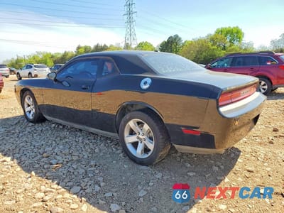 Drugie zdjęcie samochodu z przodu: 2013 DODGE CHALLENGER SXT VIN:2C3CDYAG5DH500608 - miniatura