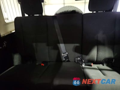 Zdjęcie 10 z 13 samochodu: 2018 JEEP WRANGLER UNLIMITED SPORT VIN:1C4BJWDG7JL816249 - miniatura