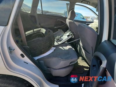Zdjęcie 10 z 13 samochodu: 2007 TOYOTA RAV4 BASE VIN:JTMBD33V175099141 - miniatura