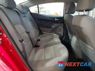 Zdjęcie 10 z 11 samochodu: 2014 KIA FORTE EX VIN:KNAFX4A82E5118804 - miniatura