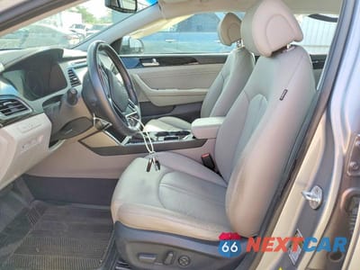Zdjęcie 7 z 13 samochodu: 2017 HYUNDAI SONATA HYBRID LIMITED VIN:KMHE34L14HA050975 - miniatura