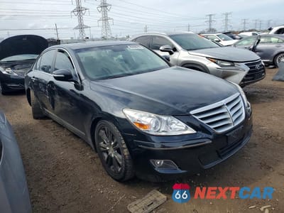 Czwarte zdjęcie samochodu z boku: 2011 HYUNDAI GENESIS 4.6L VIN:KMHGC4DF2BU133720 - miniatura
