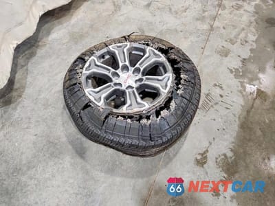 Zdjęcie 12 z 12 samochodu: 2026 GMC SIERRA K1500 SLT VIN:1GTUUDEDXTZ214566 - miniatura