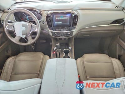 Zdjęcie 8 z 13 samochodu: 2018 CHEVROLET TRAVERSE PREMIER VIN:1GNERKKW4JJ142511 - miniatura