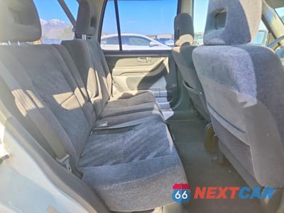 Zdjęcie 10 z 12 samochodu: 2000 HONDA CR-V EX VIN:JHLRD1863YC018872 - miniatura