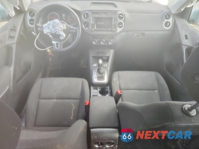 Zdjęcie 8 z 14 samochodu: 2018 VOLKSWAGEN TIGUAN LIMITED VIN:WVGBV7AX3JK002891 - miniatura