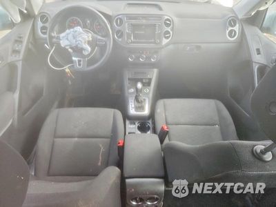 Zdjęcie 8 z 14 samochodu: 2018 VOLKSWAGEN TIGUAN LIMITED VIN:WVGBV7AX3JK002891 - miniatura
